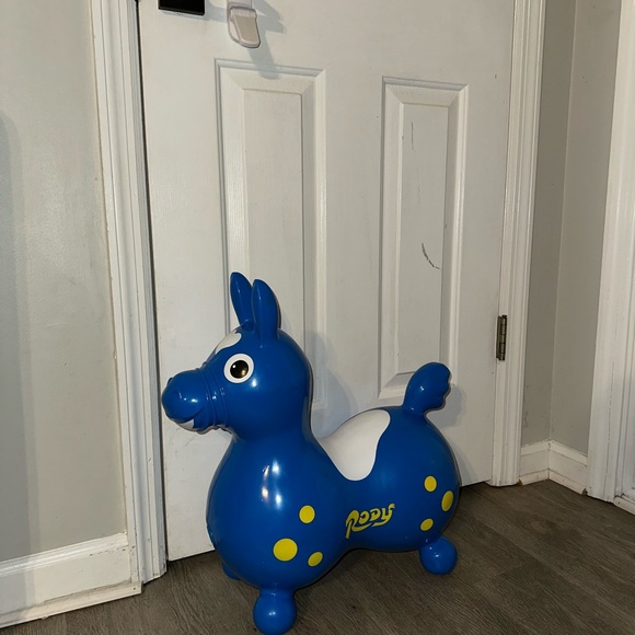 Rosy Blue Bouncy Horse for Toddlers - Picture 4 of 4